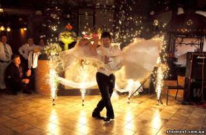 Свадебный танец - DiaDance - школа спортивного танца | Стоимость, прайс-листы и цены в городе Полтава